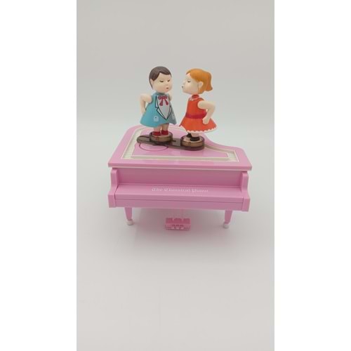 MÜZİK KUTUSU - PİYANO - ÖPÜŞEN ÇİFT